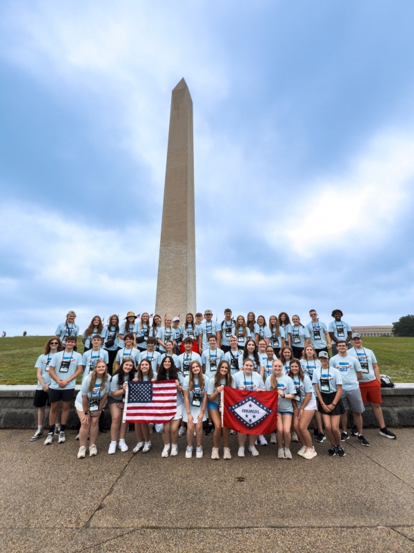 Day 3: Washington Monument Group Photo